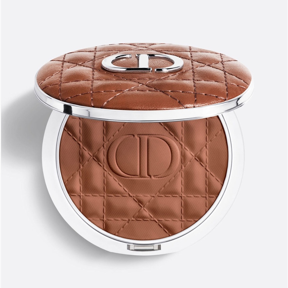 Dior Forever Nude Bronze  40 DEEP MATTE